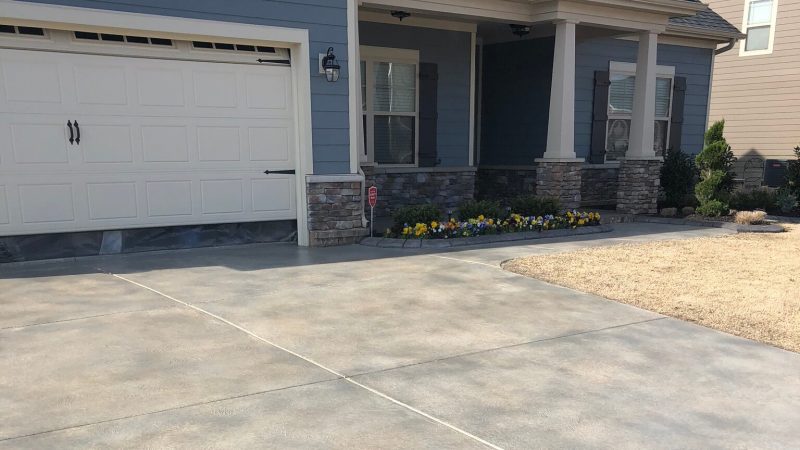 decorative-concrete-driveway decorative-concrete-driveway